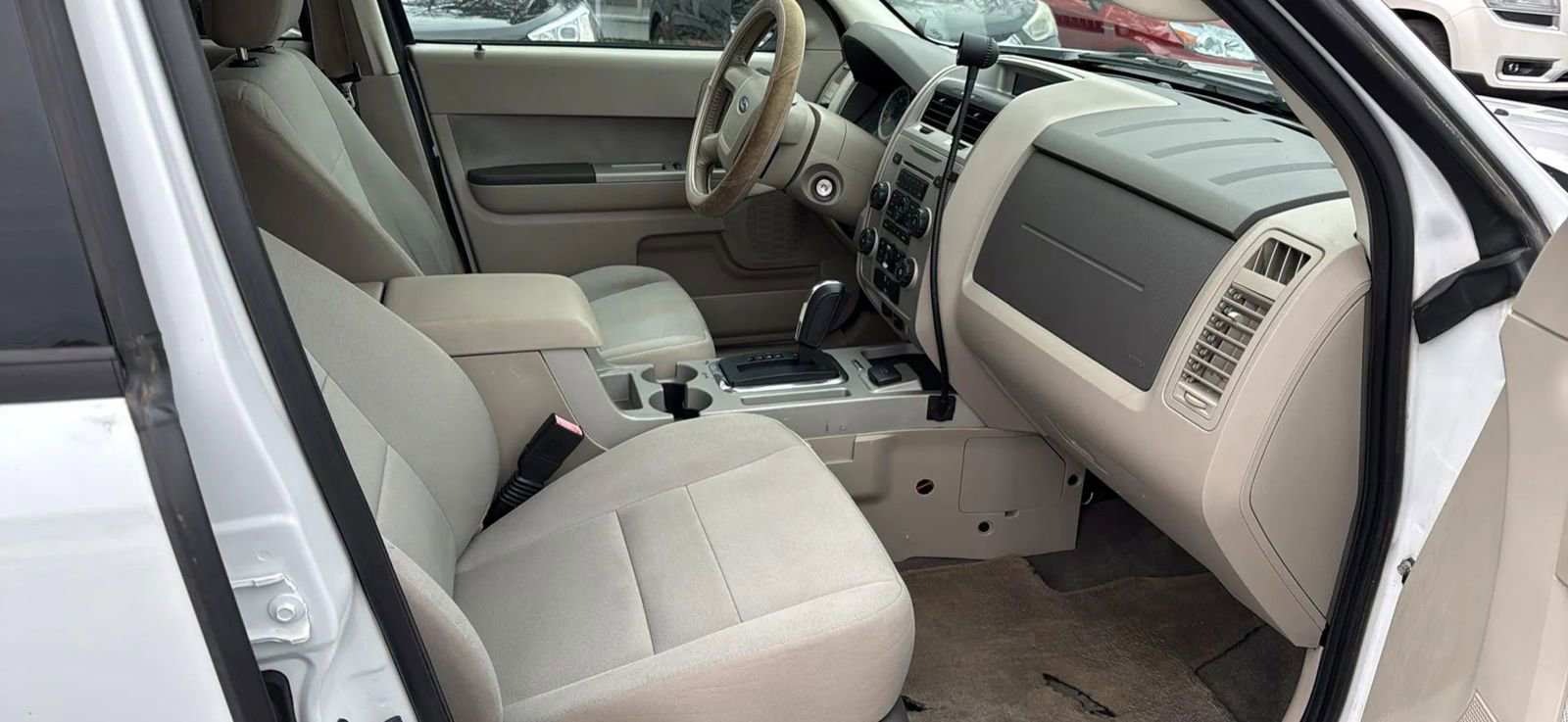 Used 2010 Ford Escape 2WD Hybrid image 17