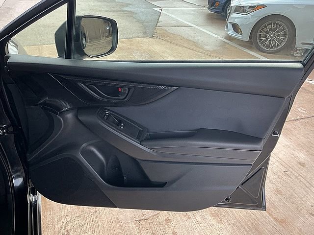 Used 2018 Subaru Crosstrek 2.0i Premium image 10