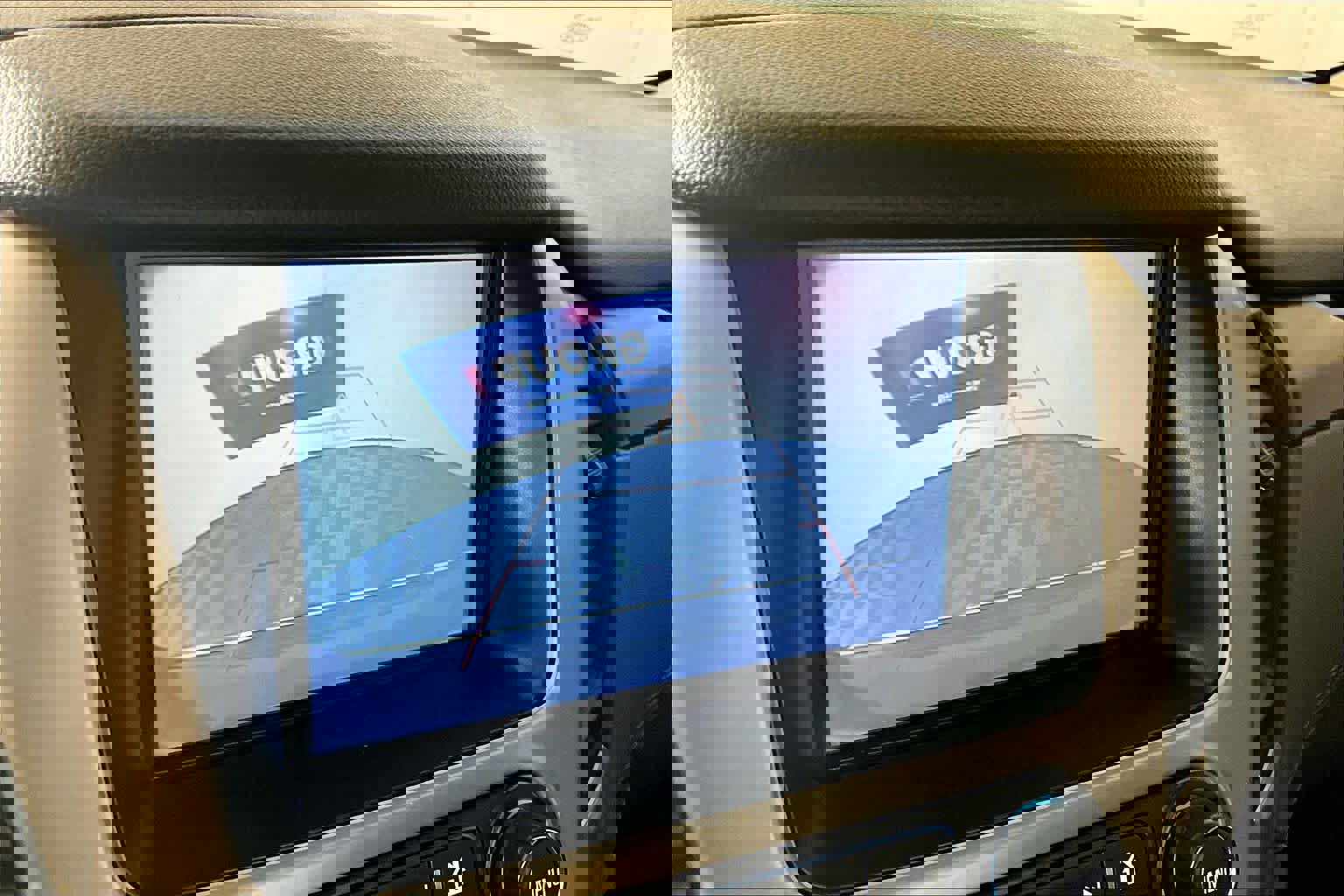 Used 2019 GMC Yukon XL Denali w/ Denali Ultimate Package AWD/4WD image 25