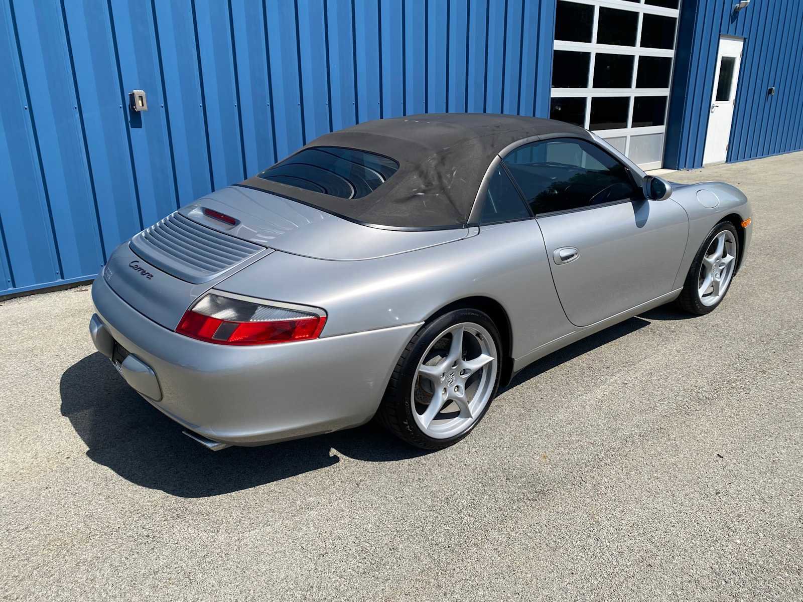 Used 2003 Porsche 911 Carrera 4 image 34