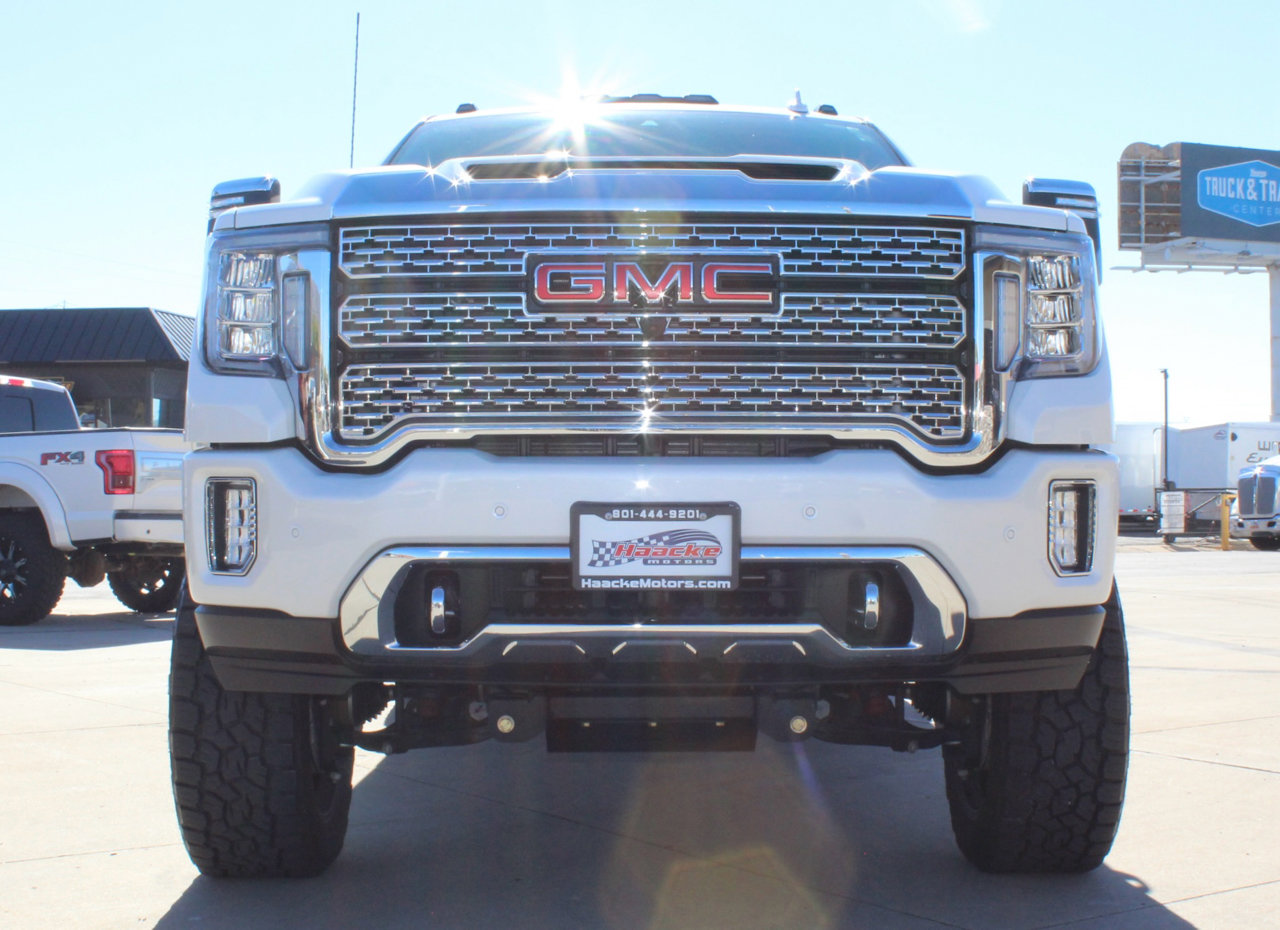 Used 2022 GMC Sierra 3500 Denali w/ Denali Ultimate Package image 9