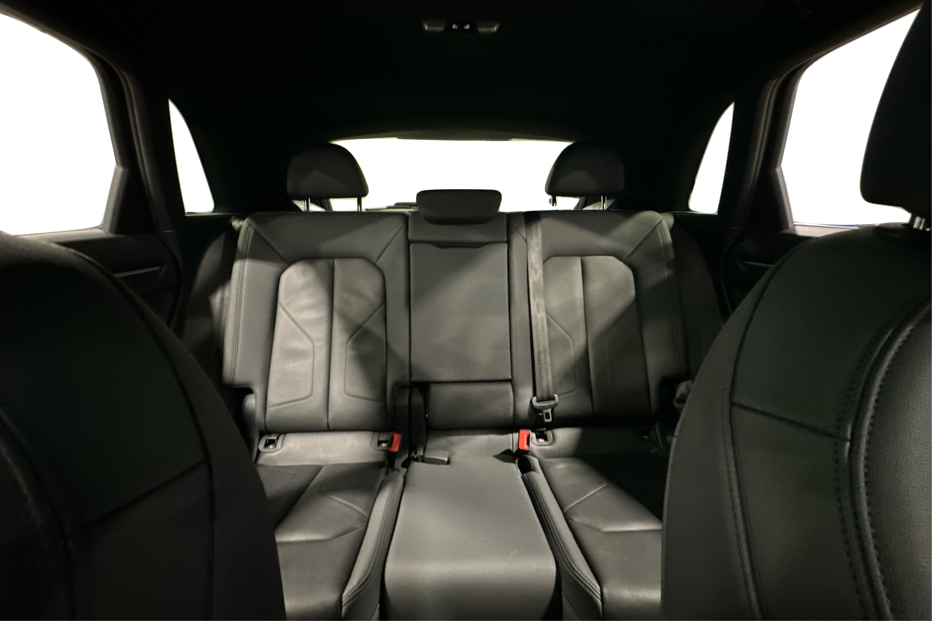 Used 2025 Audi Q3 2.0T Premium image 44