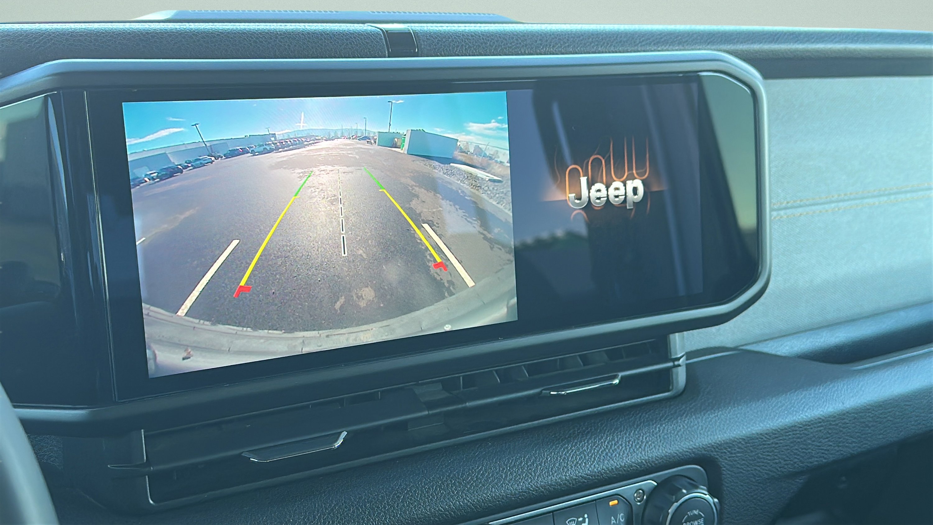 Used 2024 Jeep Wrangler Unlimited Sport image 25