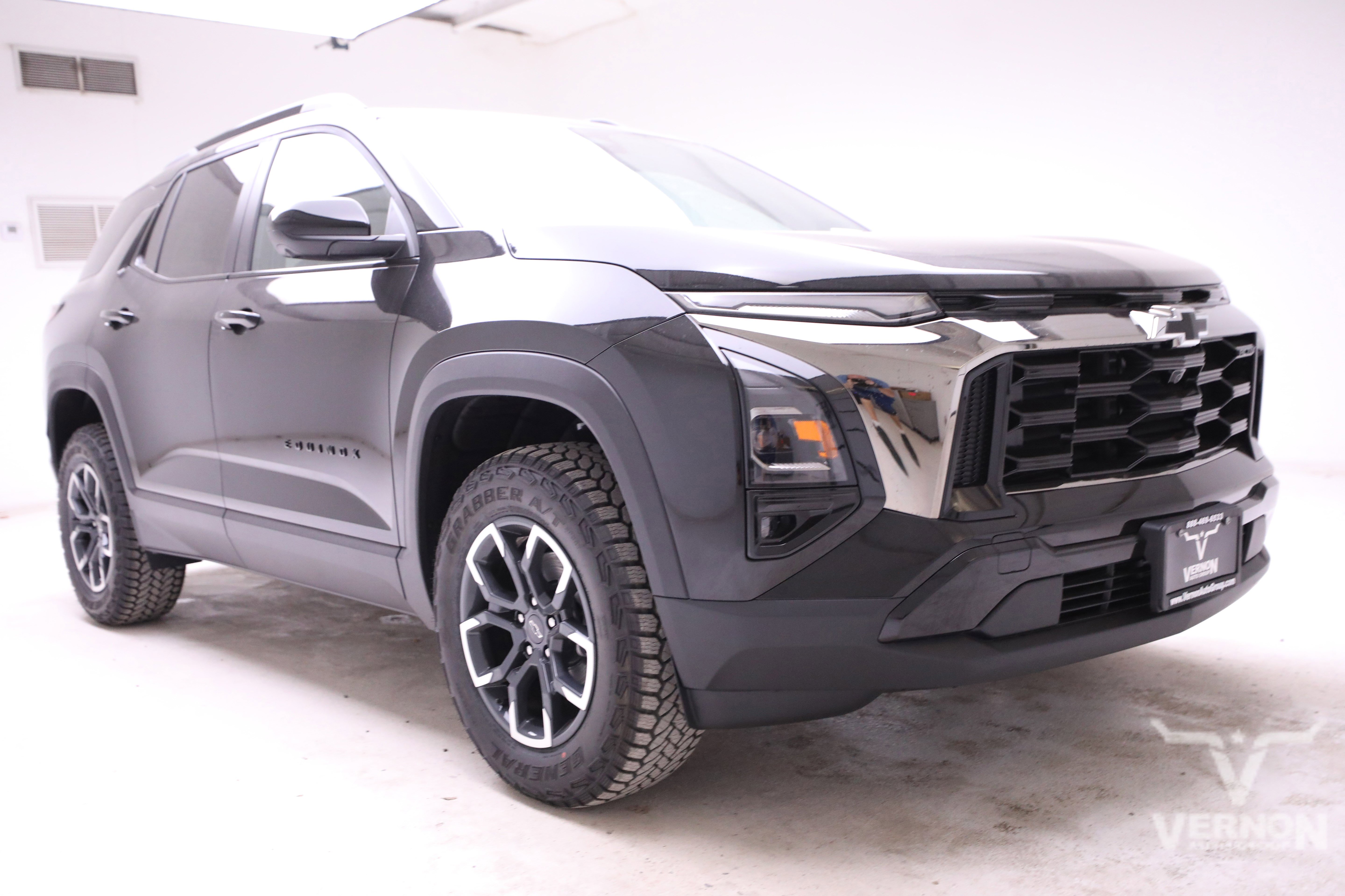 New 2026 Chevrolet Equinox ACTIV w/ Safety and Technology Package image 7