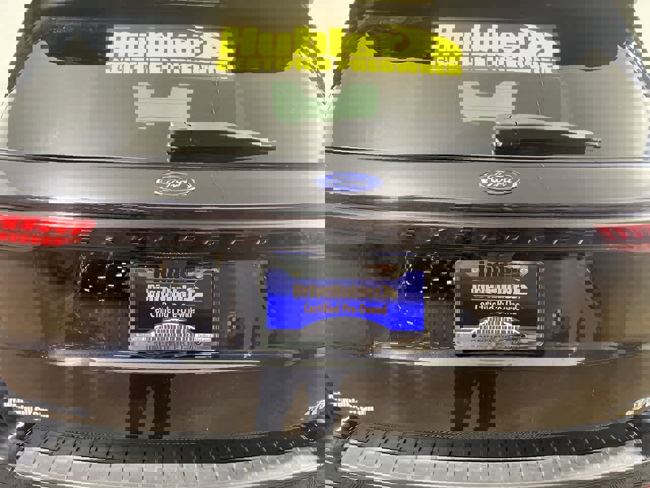 Used 2025 Ford Explorer ST-Line image 11