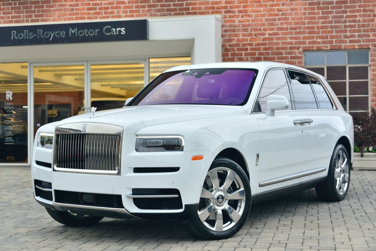 Certified 2023 Rolls-Royce Cullinan w/ Technology Package AWD/4WD image 1