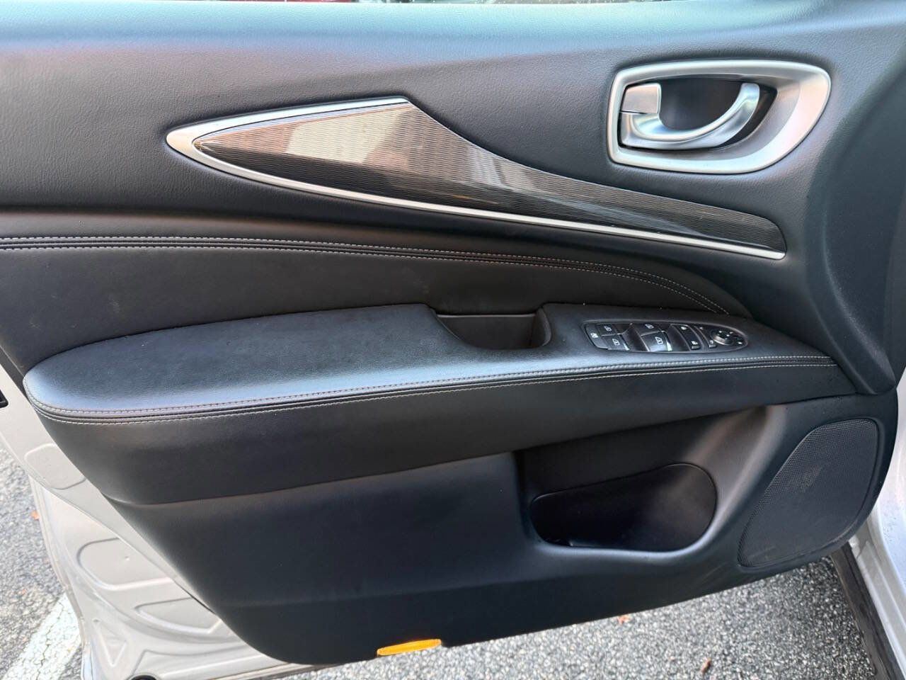 Used 2019 INFINITI QX60 Pure image 33