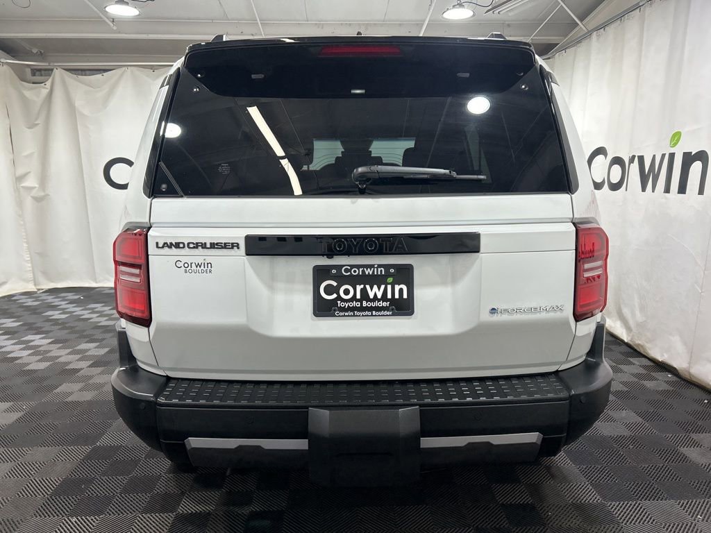 Used 2024 Toyota Land Cruiser w/ Premium Package image 7