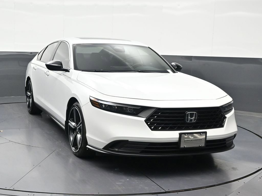 Used 2023 Honda Accord Sport image 7