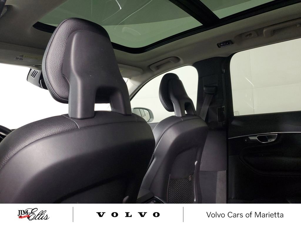 Used 2020 Volvo XC90 T6 Momentum w/ Protection Package Premier AWD/4WD image 15