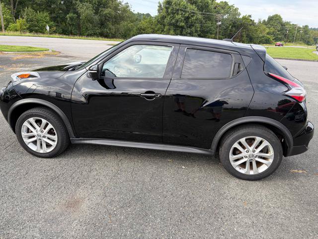 Used 2016 Nissan Juke SV w/ Technology Package AWD/4WD image 8