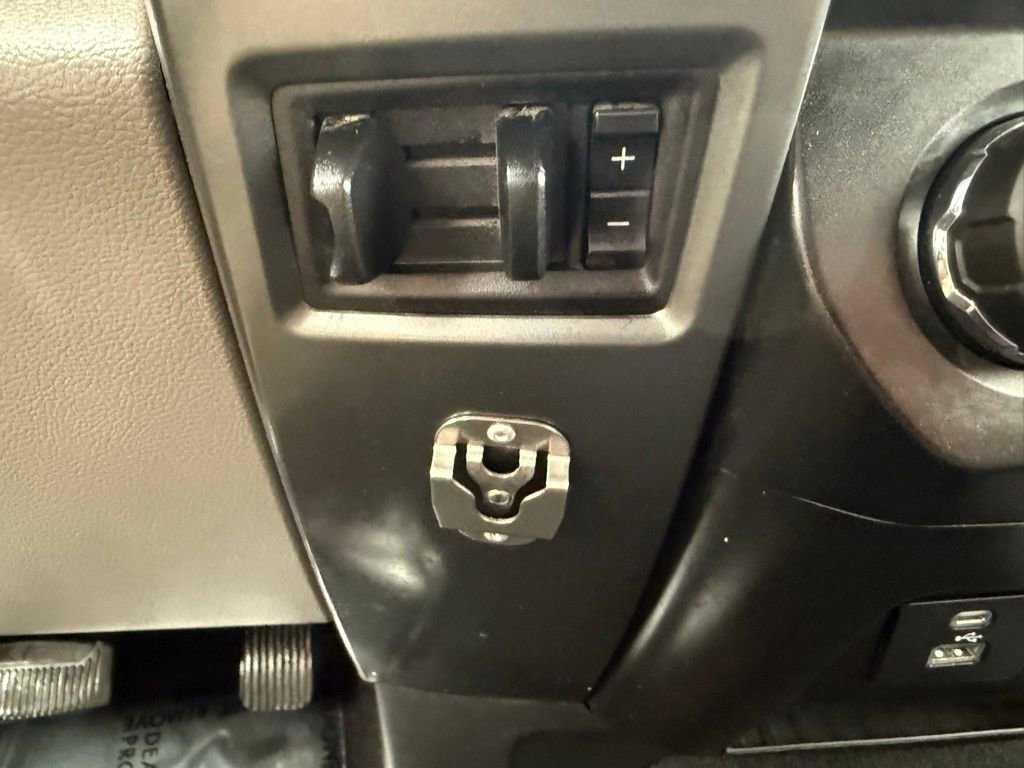 Used 2021 Ford F350 XLT w/ XLT Value Package image 34