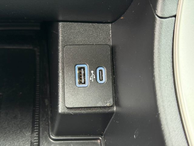 Used 2024 Ford Edge SEL w/ Convenience Package image 13