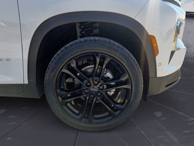 New 2026 Chevrolet Traverse LT w/ Enhanced Driving Package image 9