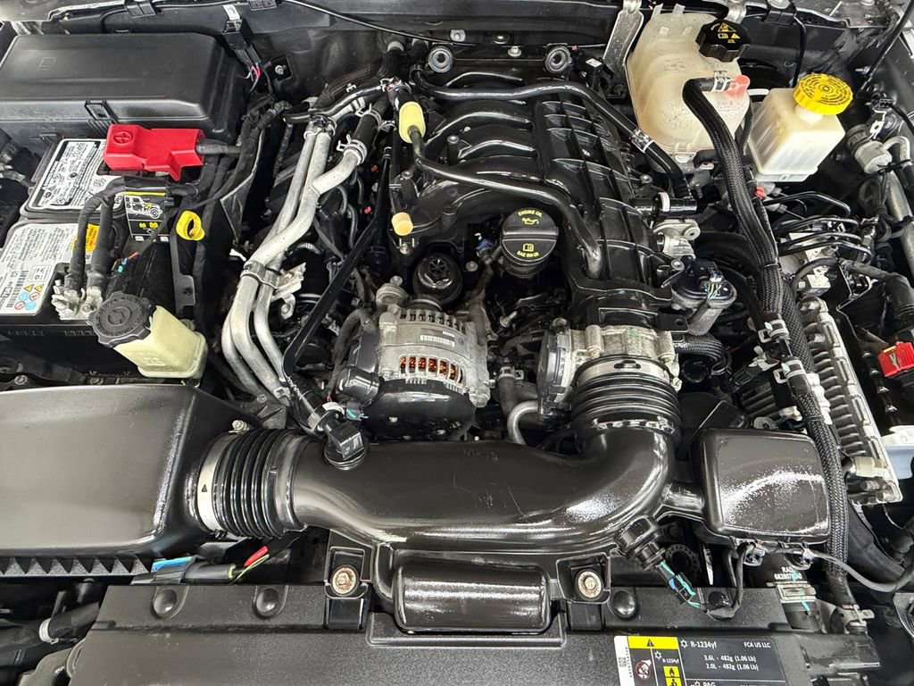 Used 2020 Jeep Gladiator Overland w/ Uconnect 4C Nav & Sound Group AWD/4WD image 20