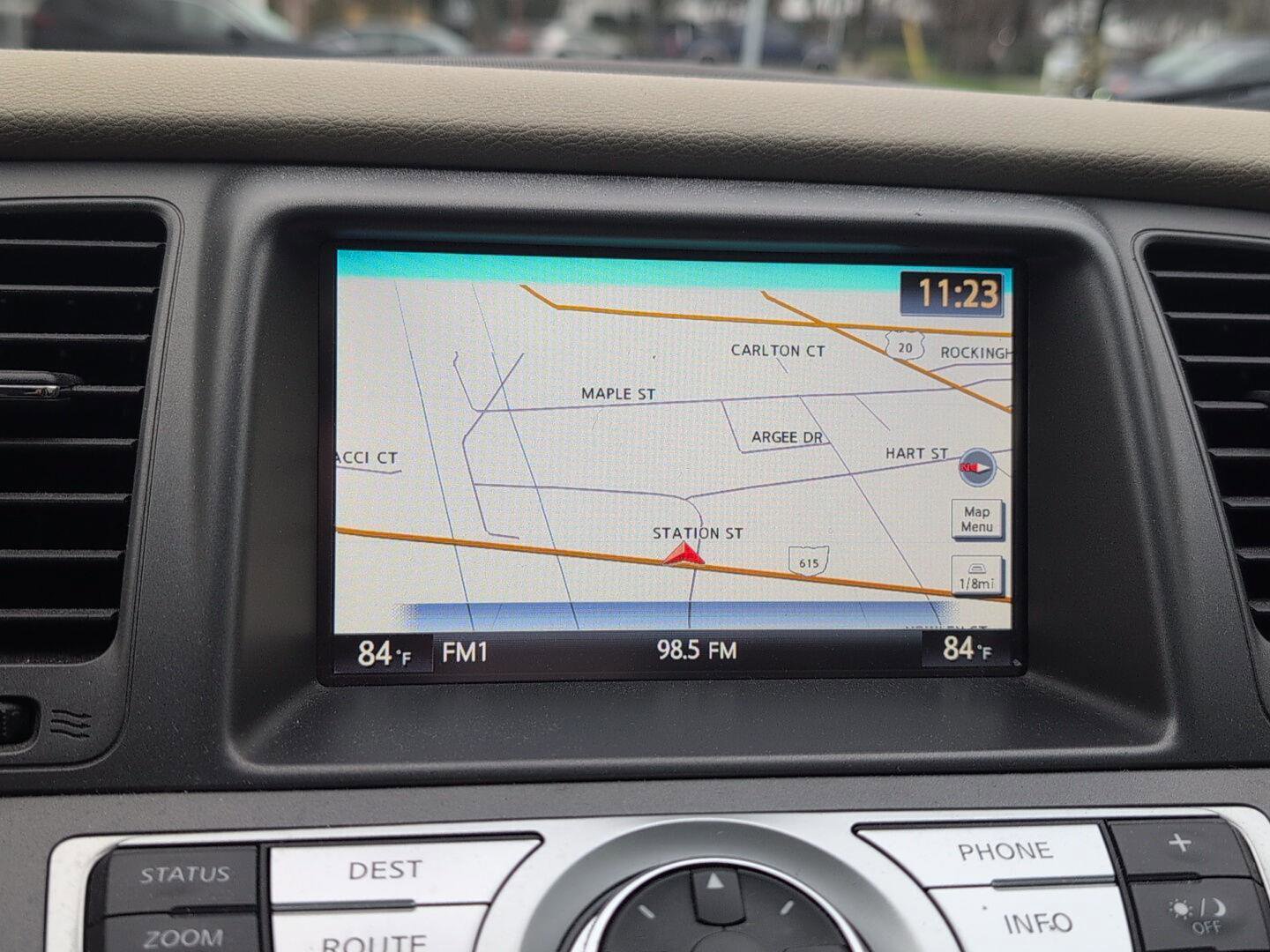 Used 2014 Nissan Murano SL w/ Navigation Package image 13