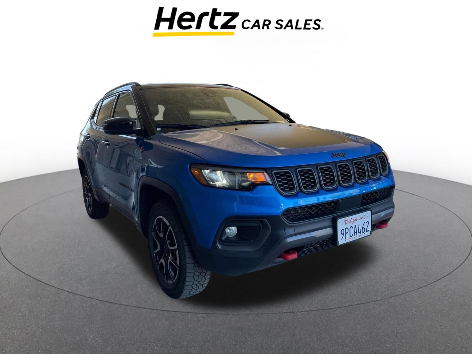 Used 2025 Jeep Compass Trailhawk AWD/4WD image 1