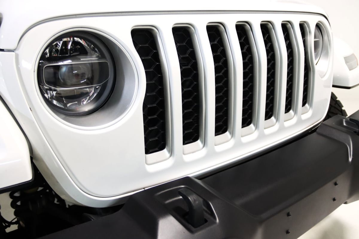 Used 2021 Jeep Wrangler Unlimited Sahara w/ Dual Top Group AWD/4WD image 33