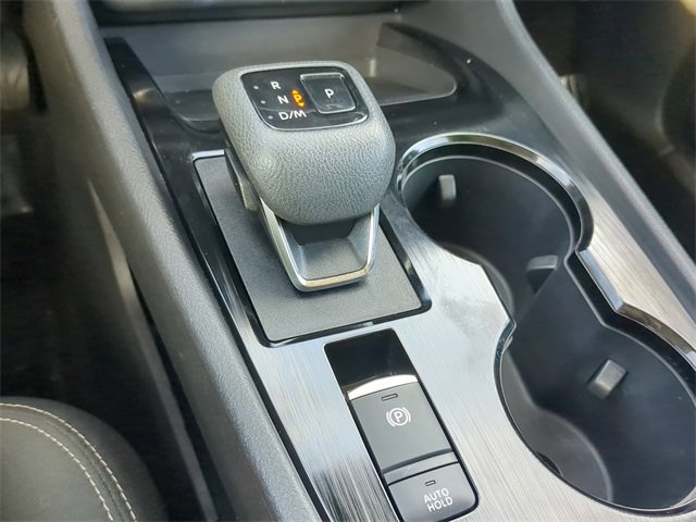 Used 2023 Nissan Rogue SV image 26