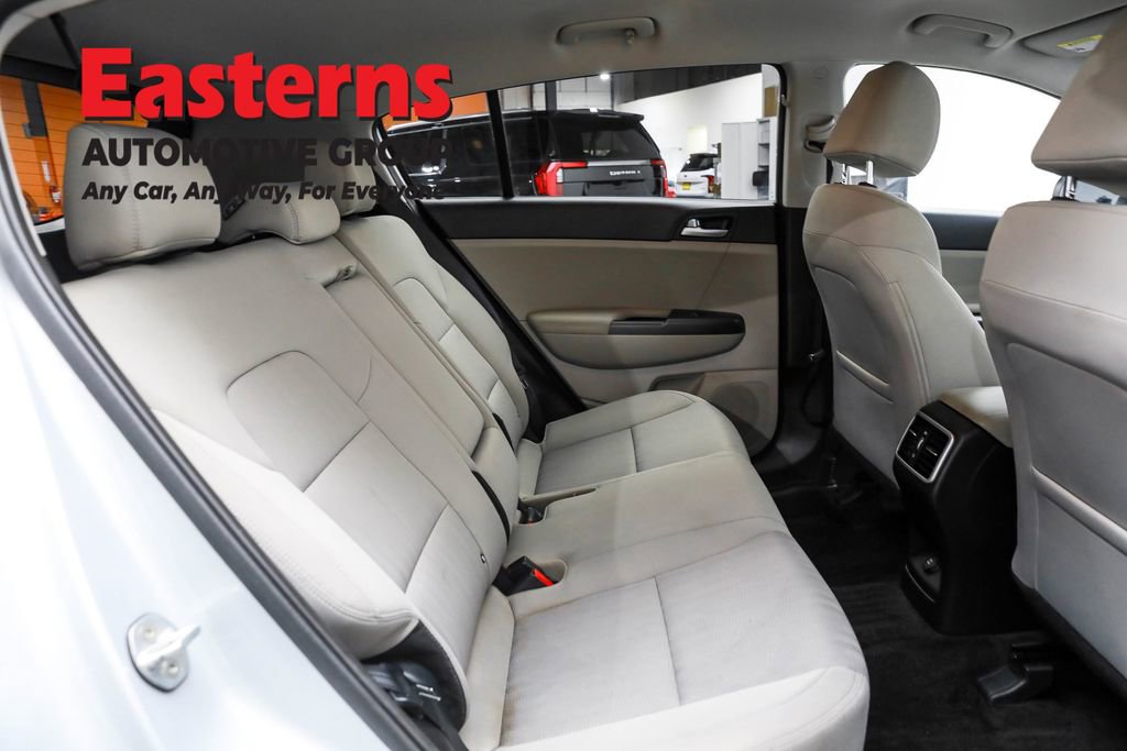 Used 2022 Kia Sportage LX image 22
