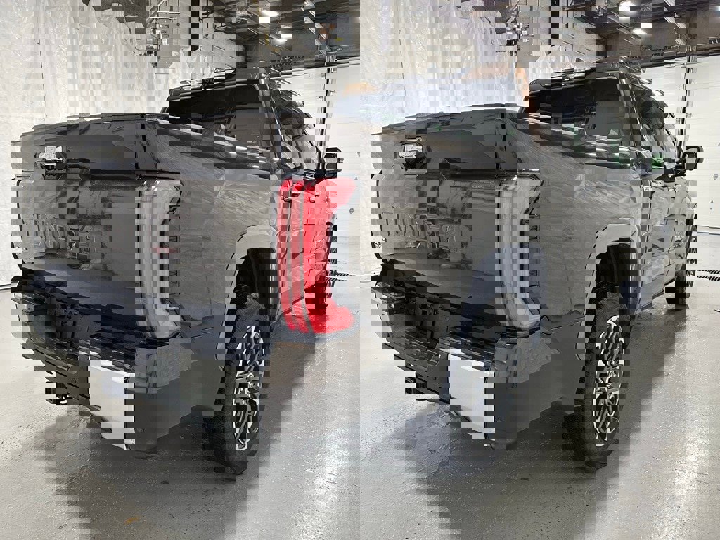 Used 2024 Toyota Tundra Limited image 7