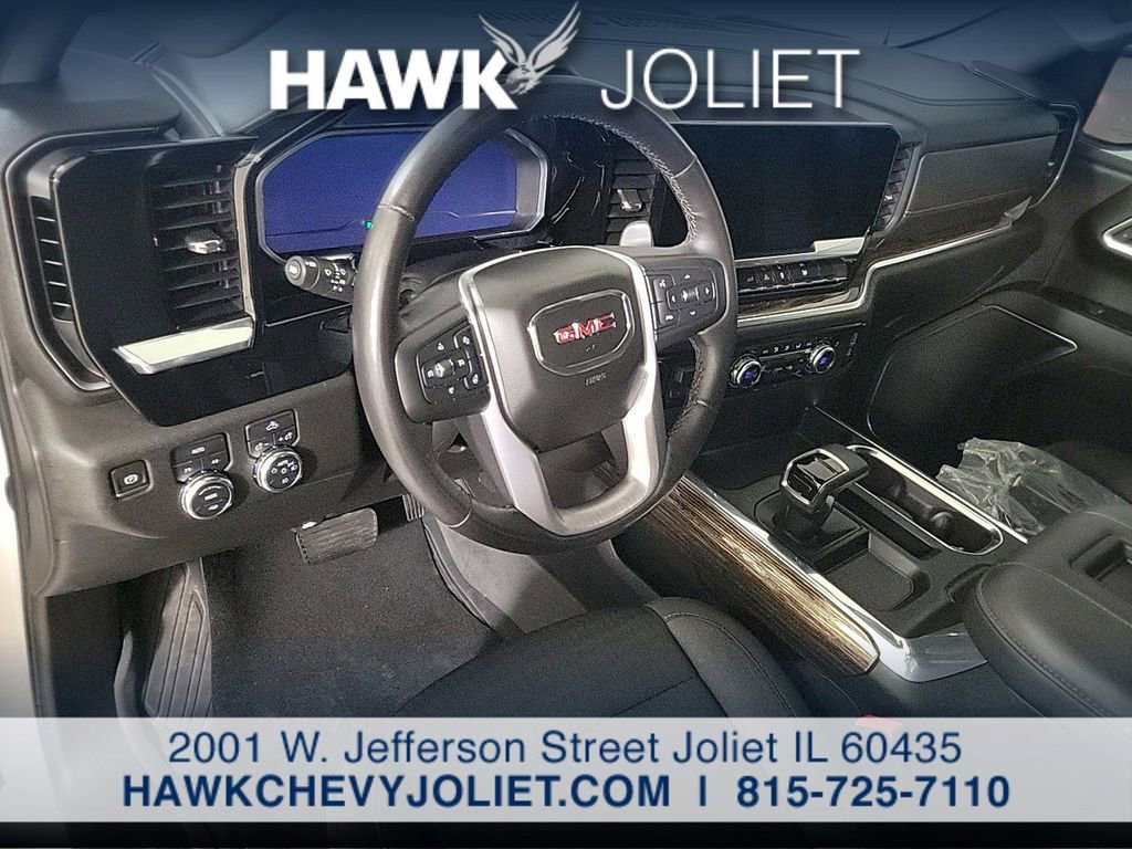 Used 2022 GMC Sierra 1500 Elevation w/ LPO, Elevation Black Package image 11