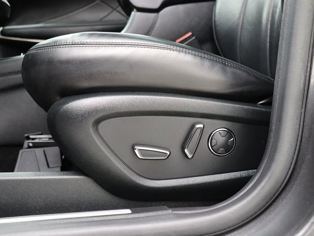 Used 2019 Lincoln MKC Reserve w/ MKC Technology Package FWD image 14