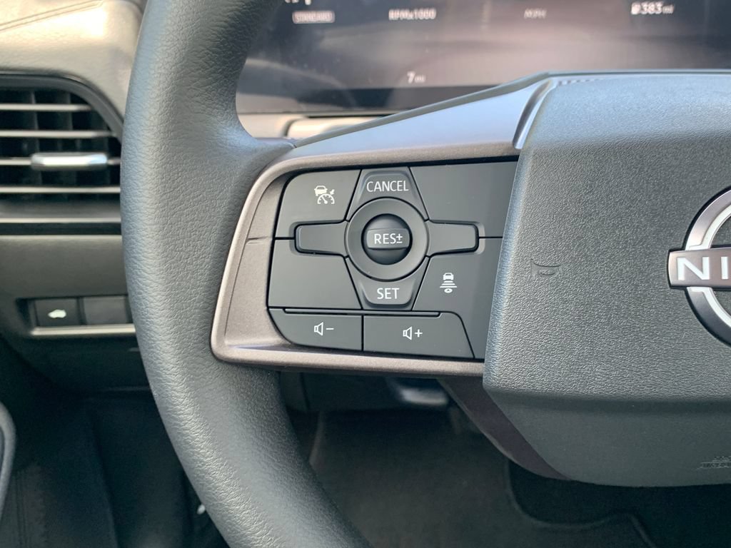 New 2027 Nissan Sentra SV w/ Floor Mat Package FWD image 9