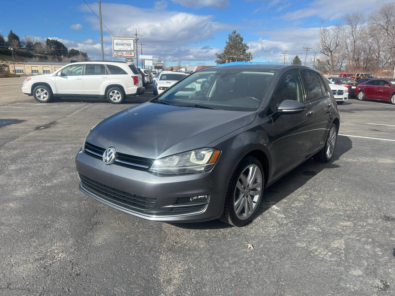 Used 2015 Volkswagen Golf SEL image 4