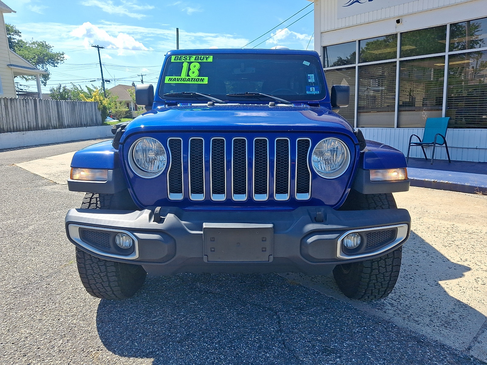 Used 2018 Jeep Wrangler Unlimited Sahara AWD/4WD image 2