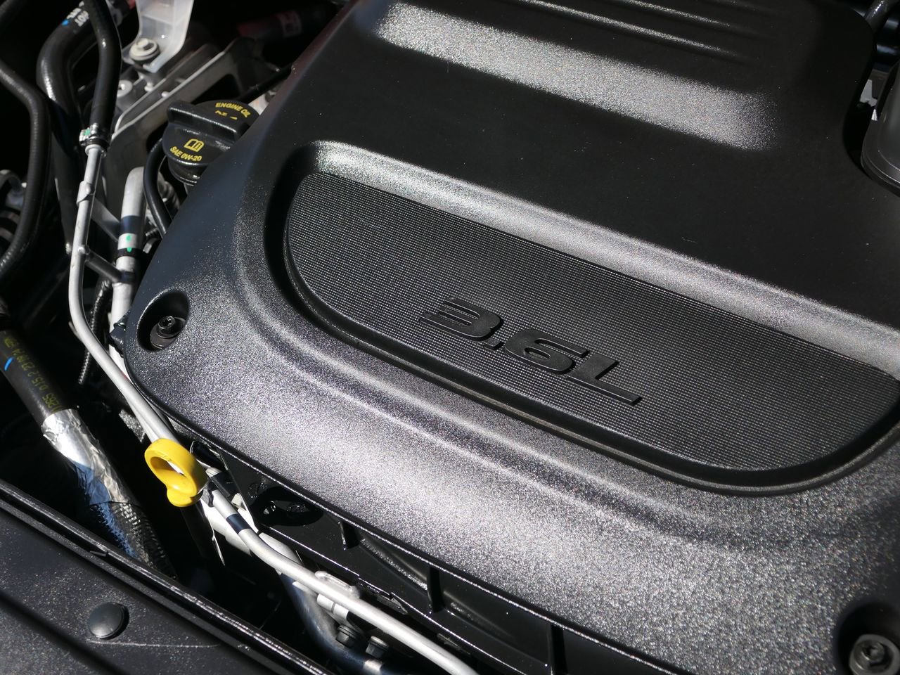 Used 2025 Chrysler Pacifica Limited image 29