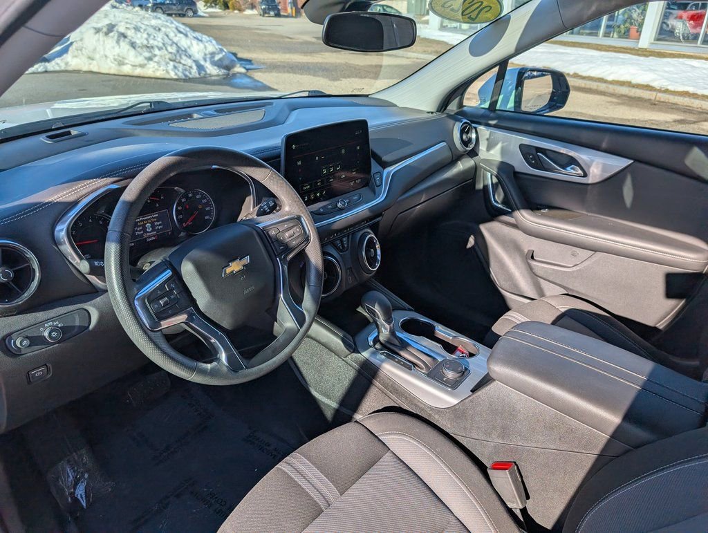 Used 2023 Chevrolet Blazer LT AWD/4WD image 18