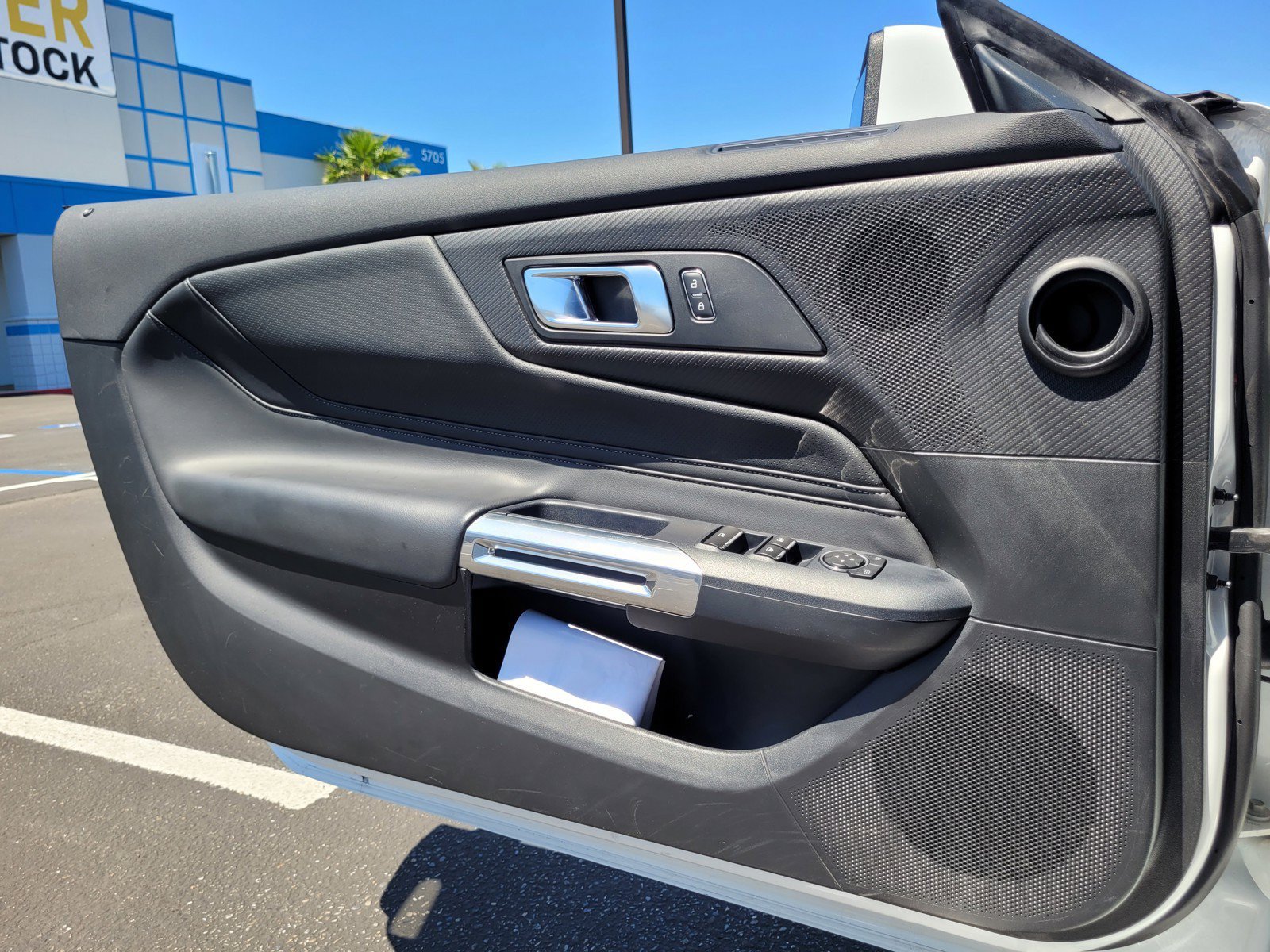 Used 2025 Ford Mustang Premium RWD image 25