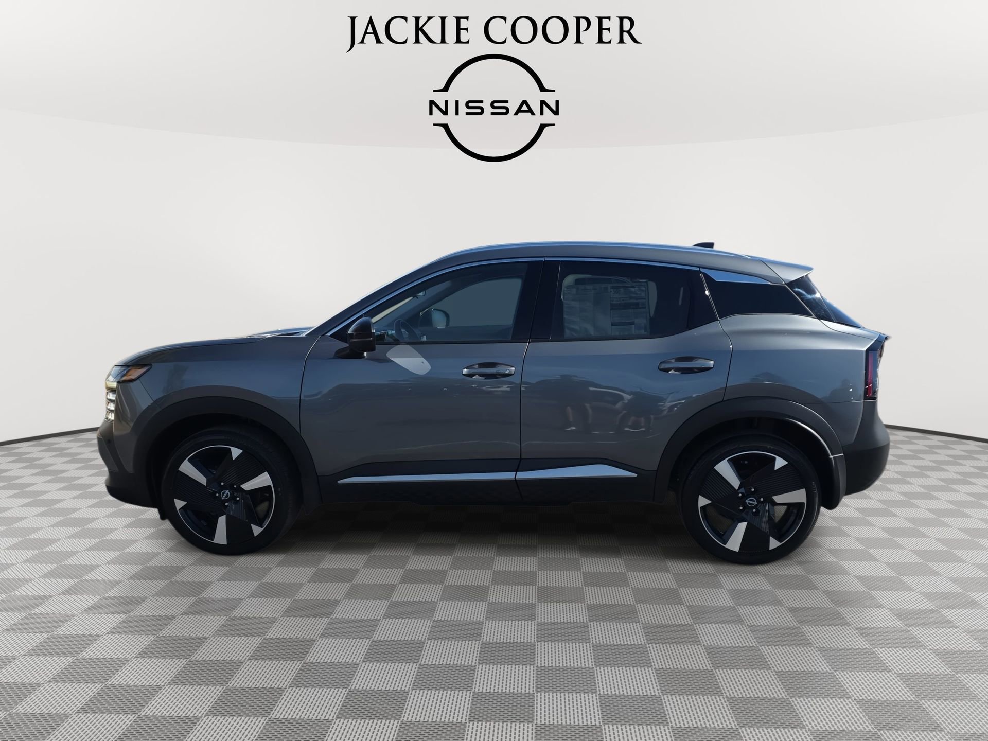 New 2026 Nissan Kicks SR w/ SR Premium Package AWD/4WD image 8