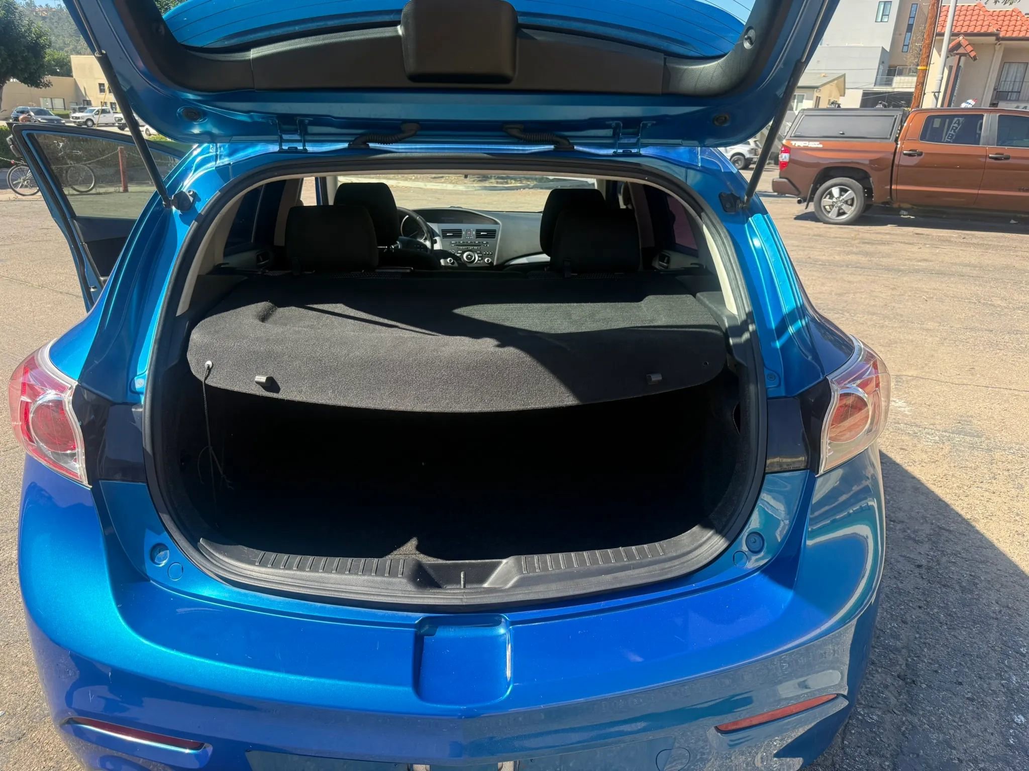 Used 2012 MAZDA MAZDA3 i Touring FWD image 15