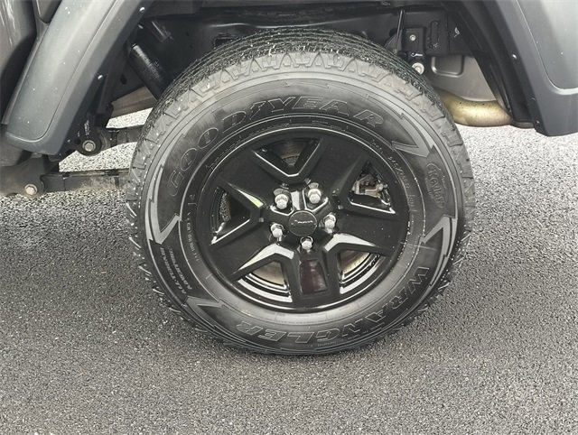 Used 2023 Jeep Gladiator Sport image 5