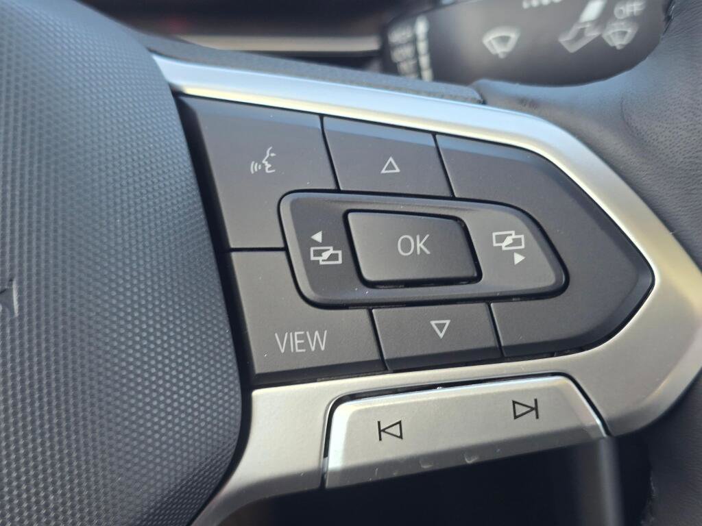 New 2026 Volkswagen Jetta SE image 31