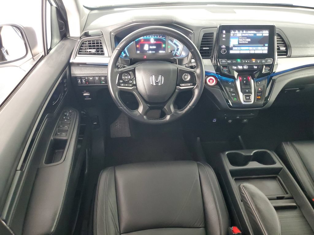 Used 2023 Honda Odyssey Touring image 16