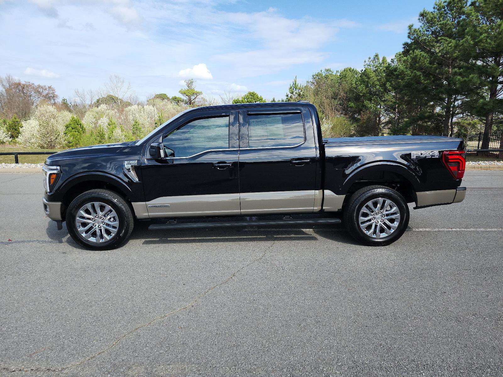 Used 2025 Ford F150 King Ranch w/ FX4 Off-Road Package image 2