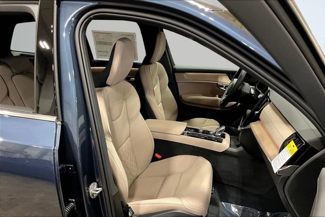 New 2026 Volvo XC90 B6 Plus image 14