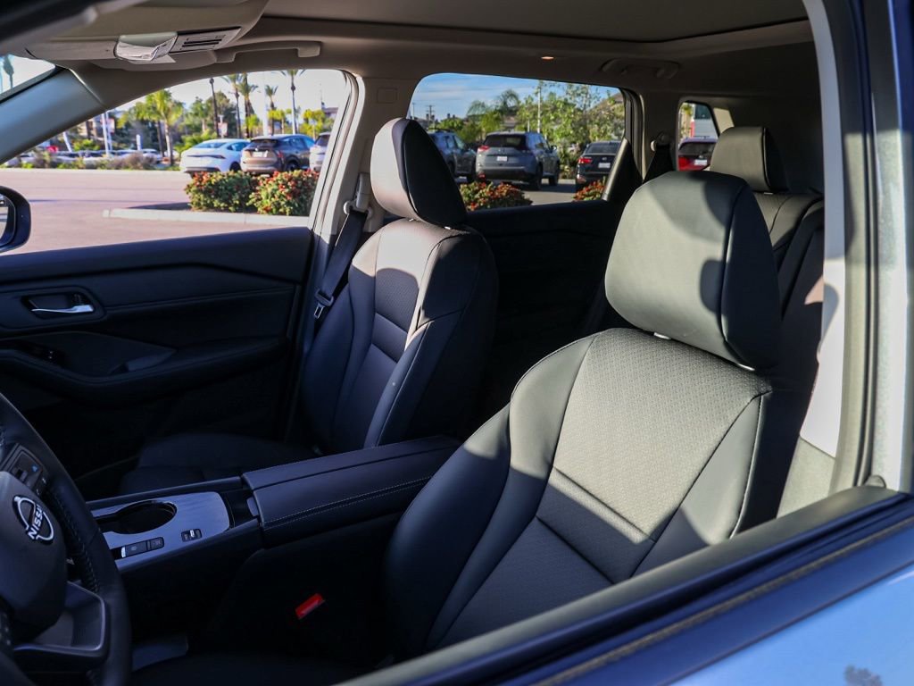 New 2026 Nissan Rogue SV image 15