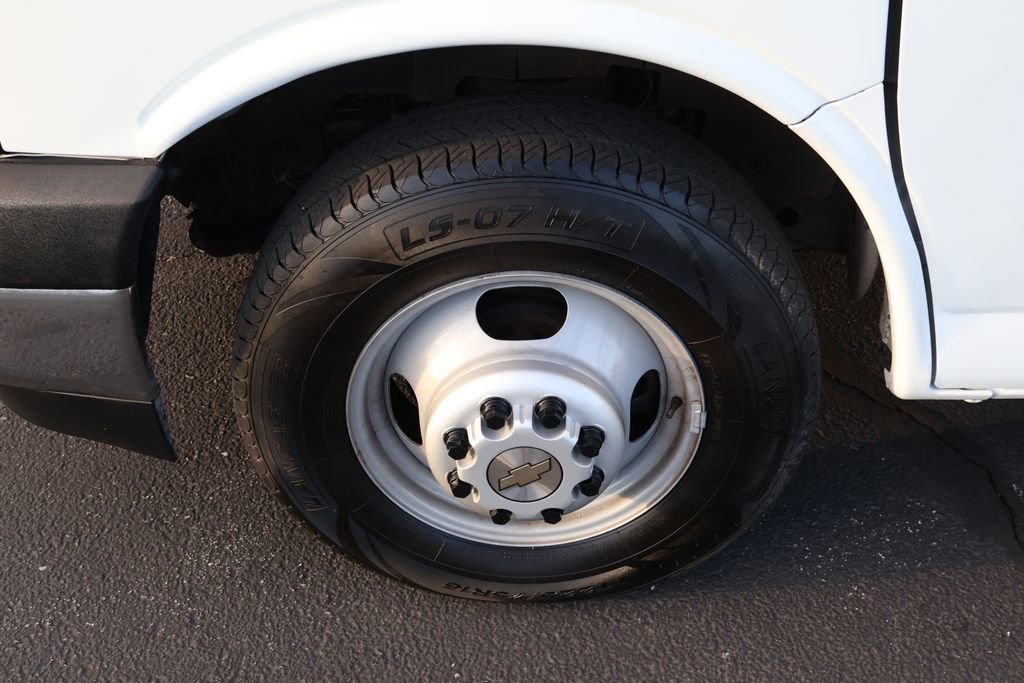 Used 2021 Chevrolet Express 3500 w/ Power Convenience Package image 14