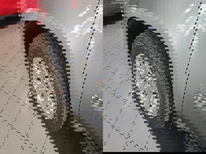 Used 2012 GMC Yukon XL SLT RWD image 37