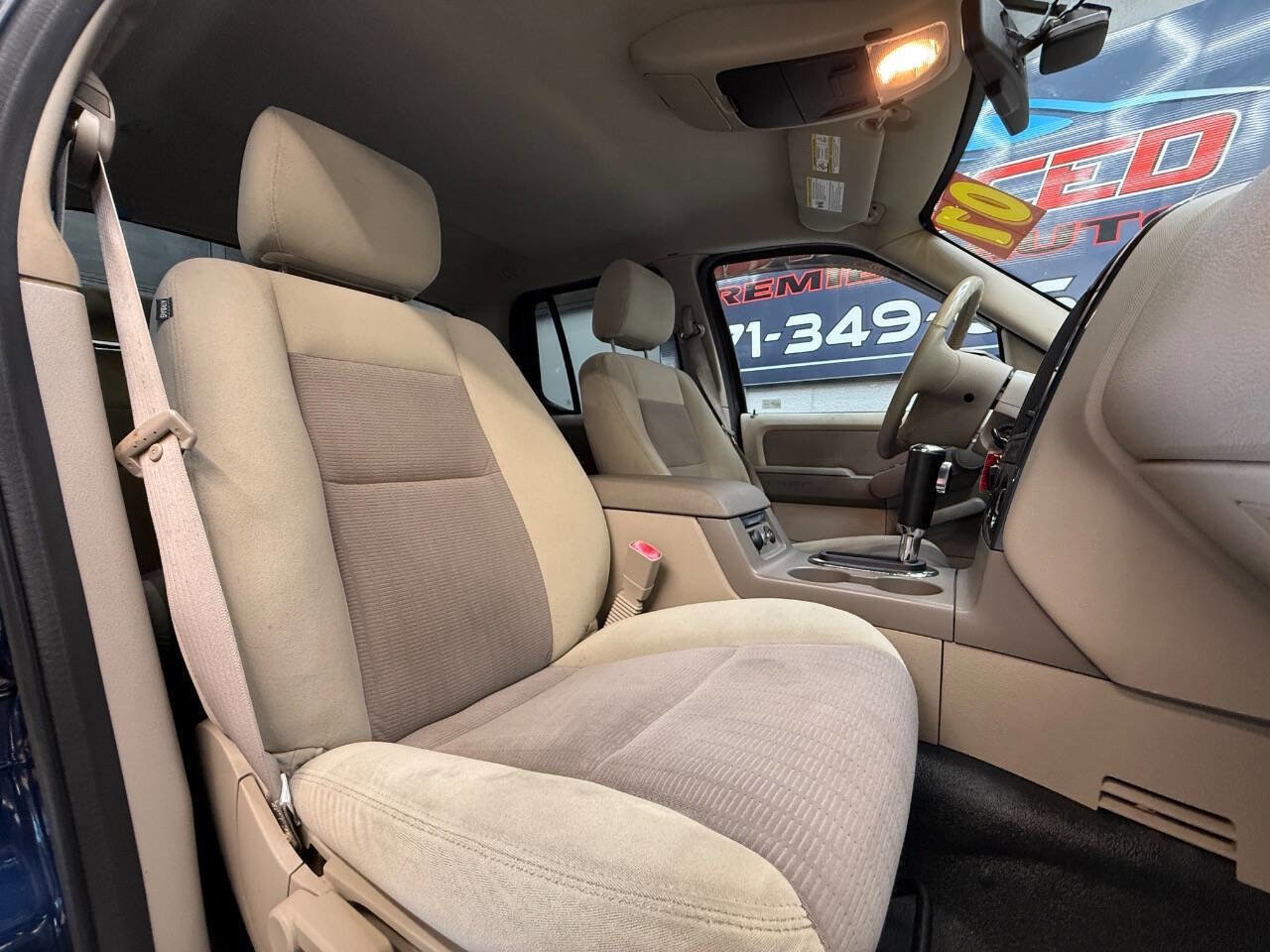 Used 2007 Ford Explorer Sport Trac XLT image 4