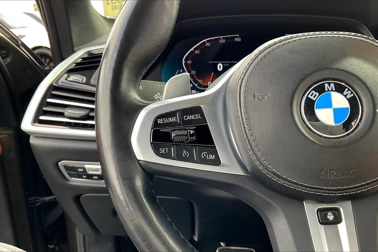 Used 2022 BMW X5 xDrive40i w/ M Sport Package image 21