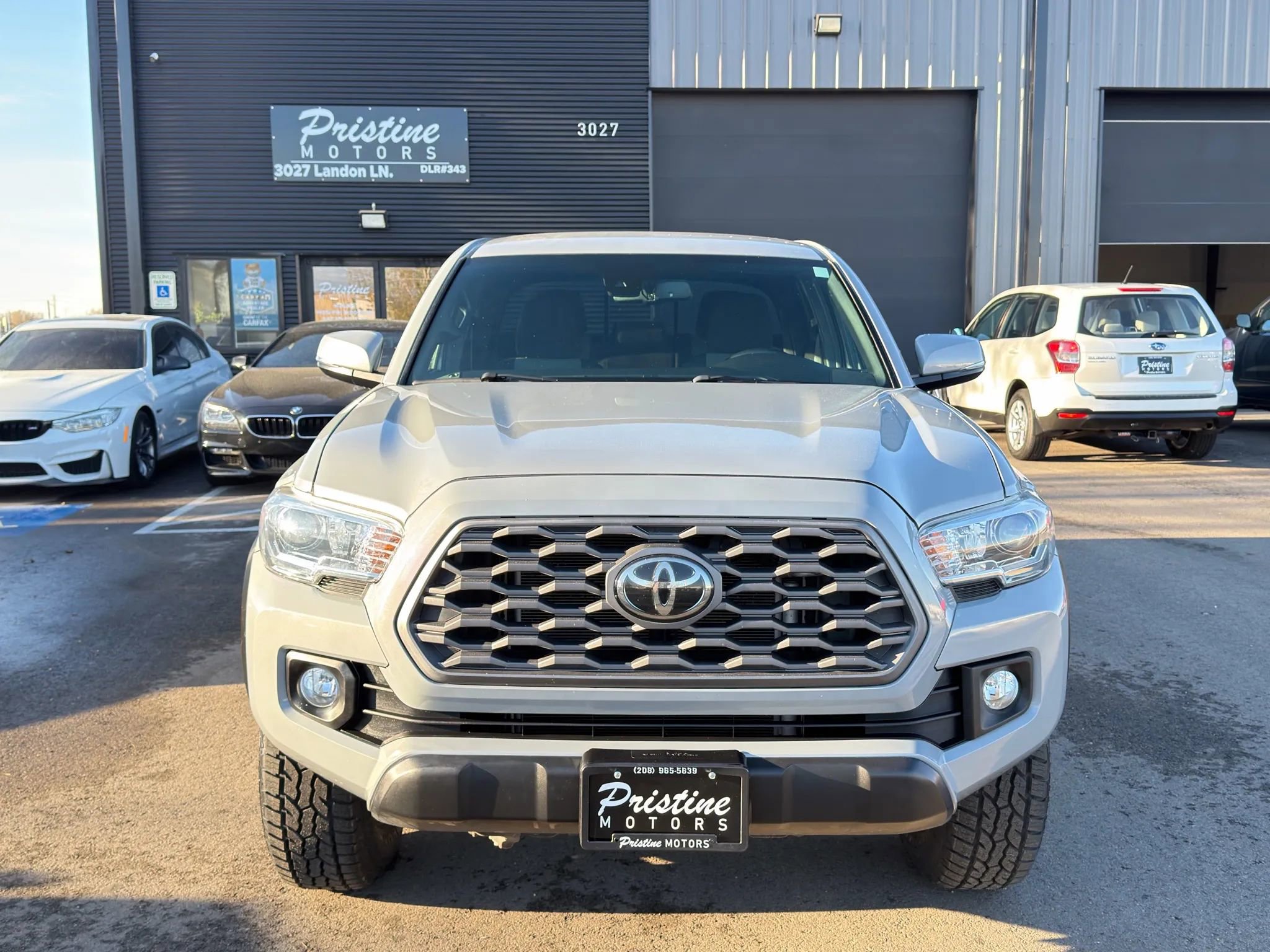 Used 2021 Toyota Tacoma TRD Off-Road image 3