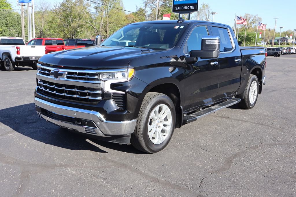 Used 2023 Chevrolet Silverado 1500 LTZ w/ Technology Package AWD/4WD image 30