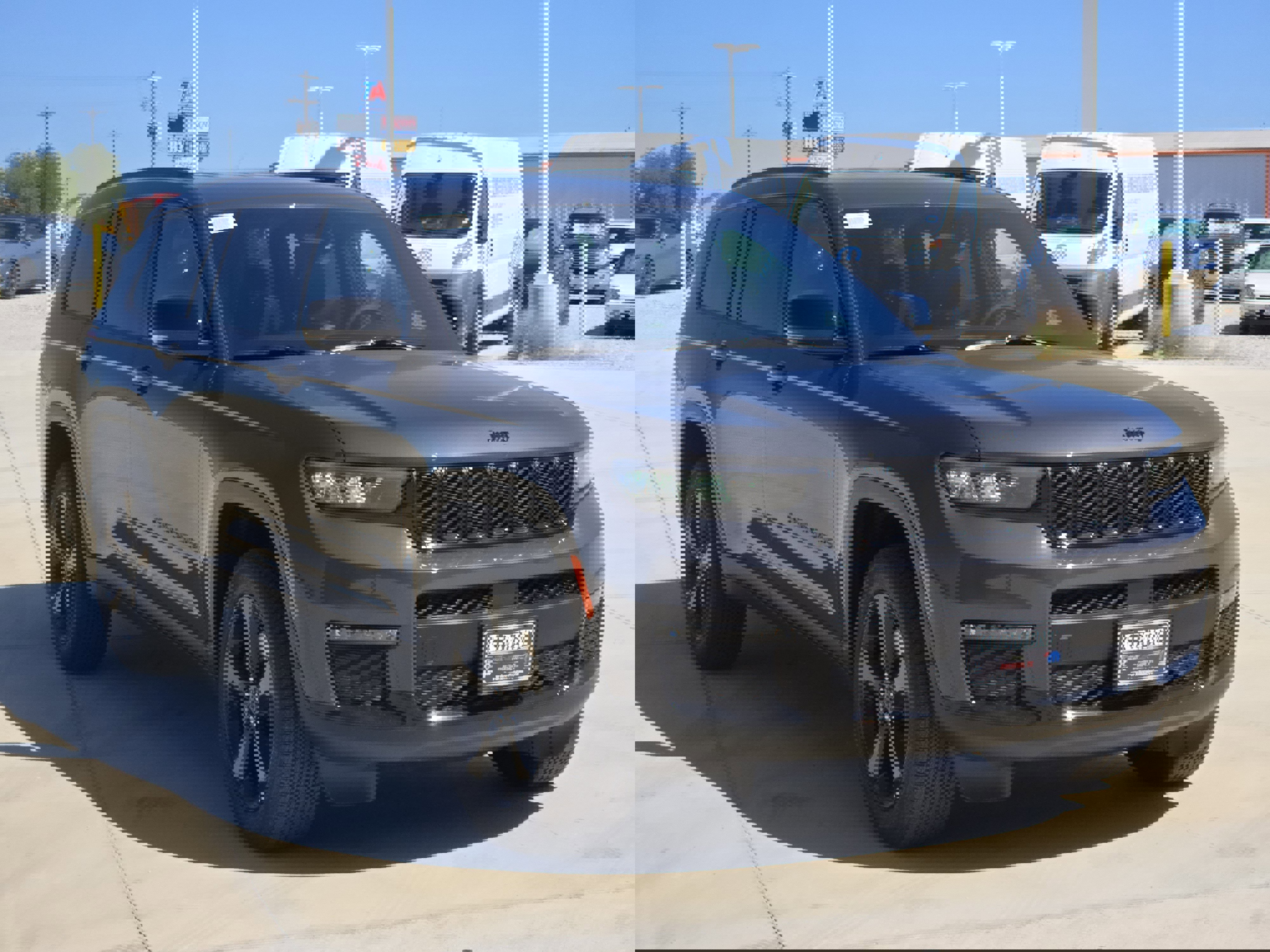 New 2025 Jeep Grand Cherokee L Limited w/ Black Appearance Package image 3