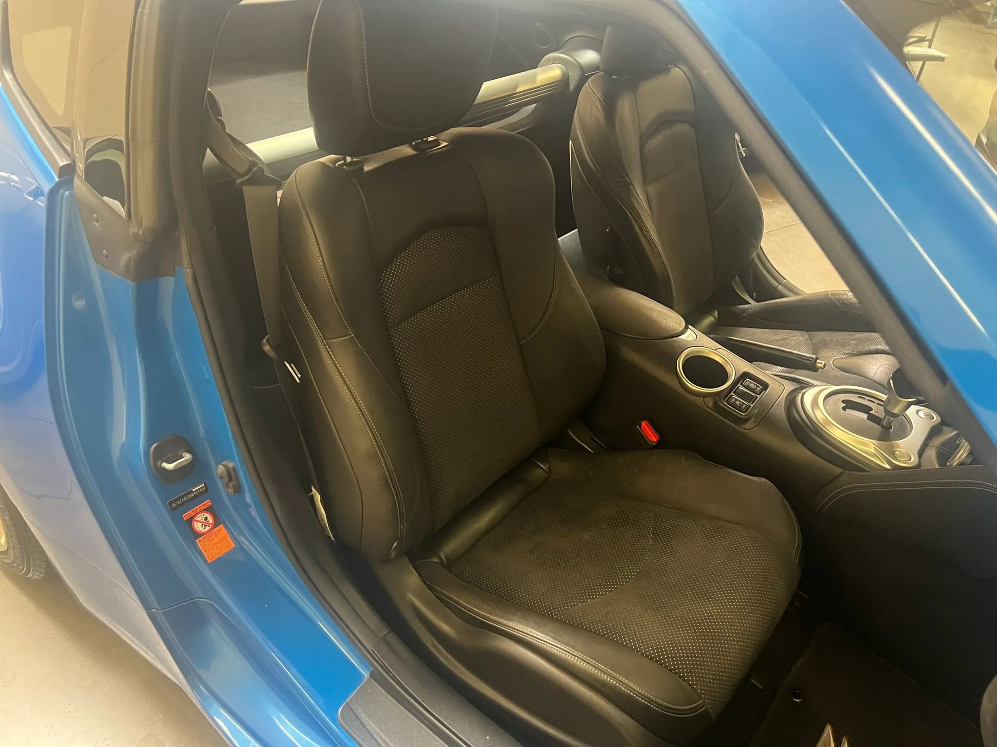 Used 2009 Nissan 370Z Touring image 17