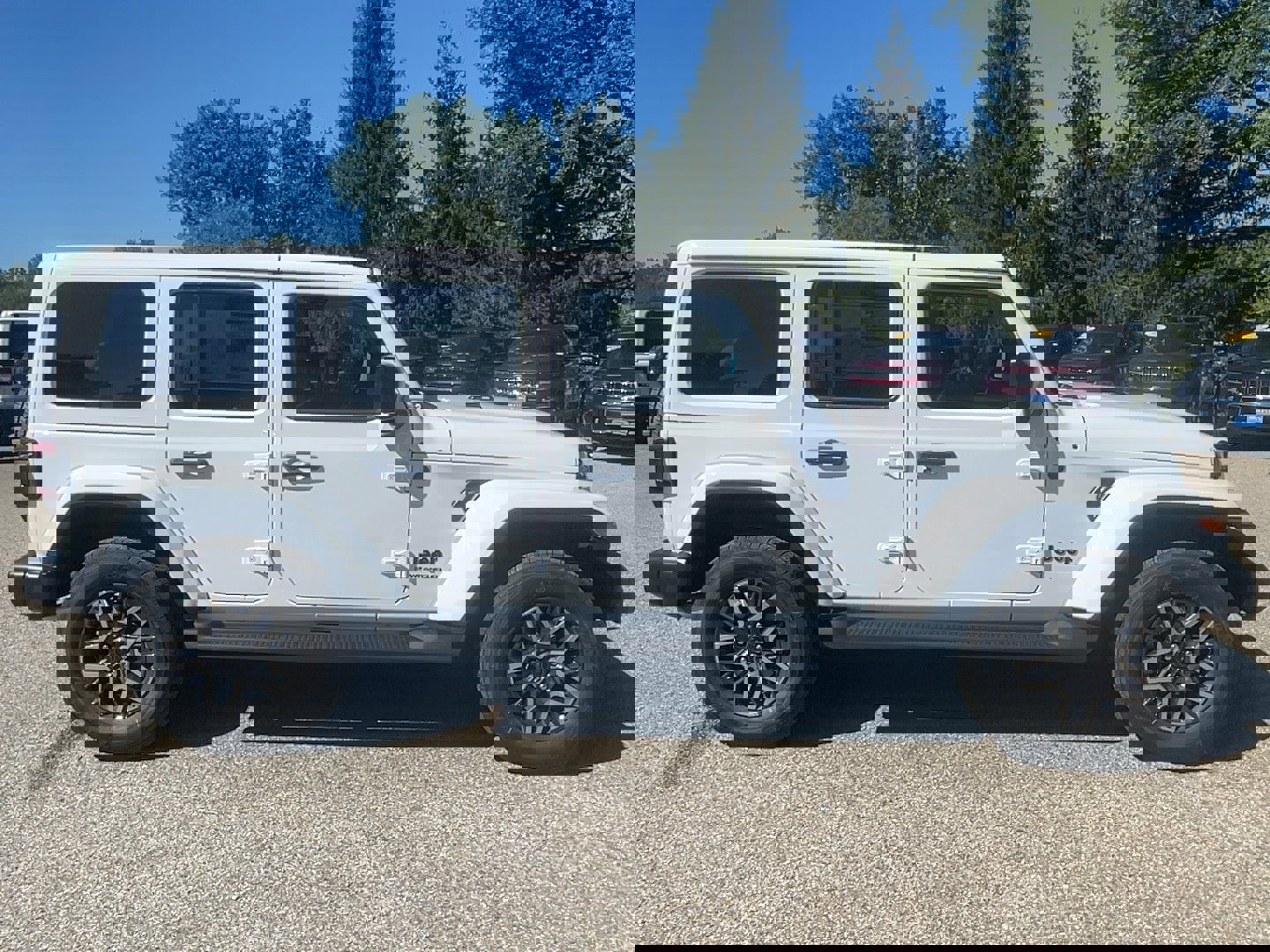 New 2025 Jeep Wrangler Unlimited Sahara image 4